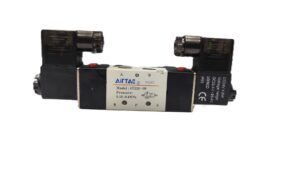 شیر برقی پنوماتیک دو بوبین 2-5 سایز 1/4 مدل 4V220-08